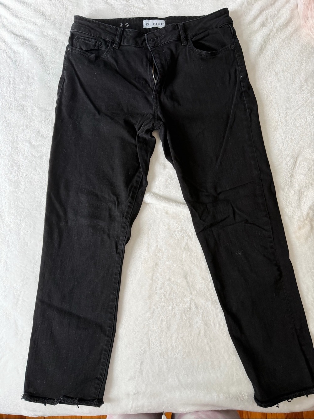 DL1961 women’s Black Slim Jeans